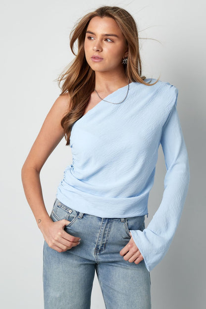 One shoulder top
